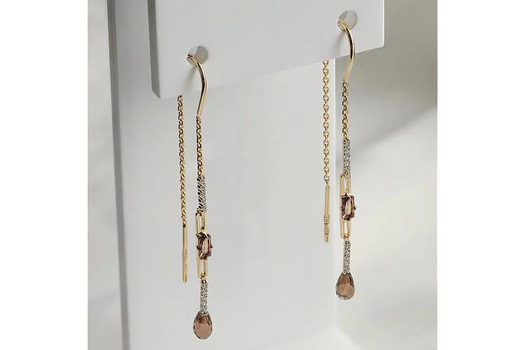 Серьги-продёвки из жёлтого золота с 4 раухтопазами и 20 фианитами