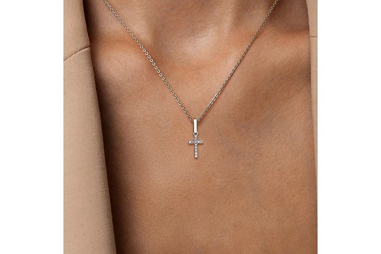 Подвеска Крест из белого золота с 12 бриллиантами