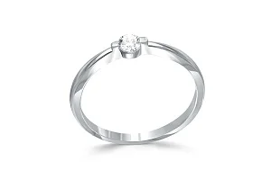 Кольцо из белого золота с бриллиантом