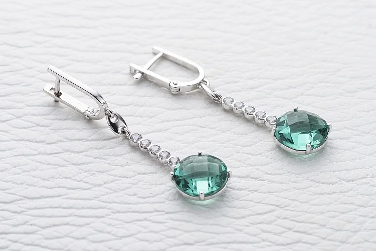 Серьги из белого золота с 2 кварцами и 10 фианитами