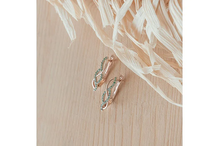 Серьги из красного золота с 46 фианитами