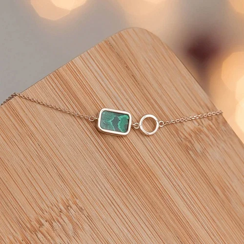 Браслет из красного золота с малахитом