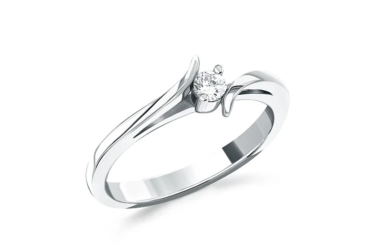 Кольцо из белого золота с муассанитом