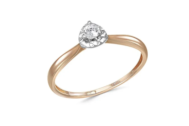 Кольцо из красного золота с бриллиантом