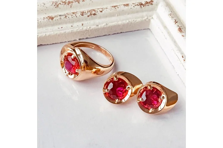 Серьги из красного золота с 2 корундами