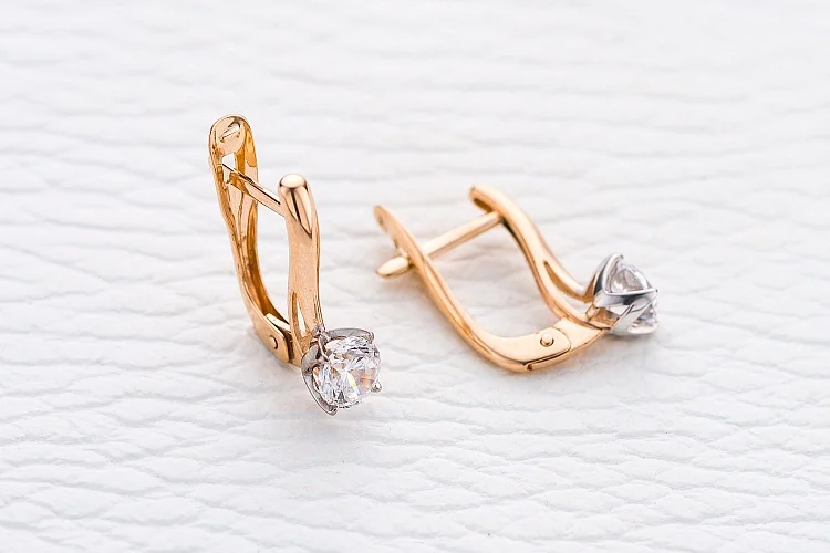 Серьги из красного золота с 2 кристаллами swarovski