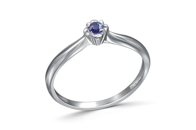 Кольцо из белого золота с сапфиром
