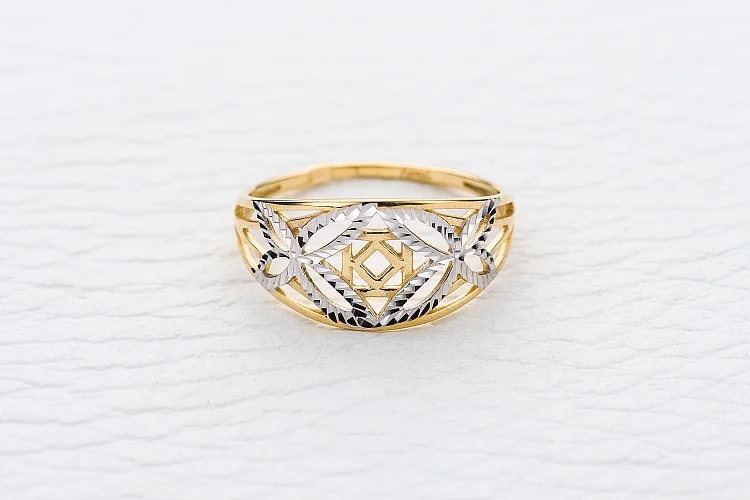 Кольцо Бабочка из жёлтого золота без вставок