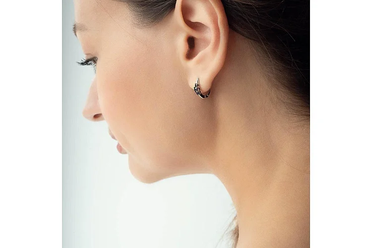 Серьги из белого золота с 6 сапфирами