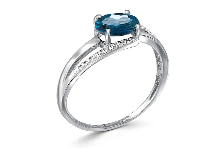 Кольцо из белого золота с топазом лондон и 20 фианитами