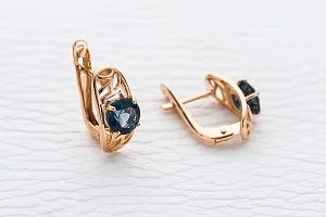 Серьги из красного золота с 2 топазами лондон