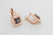 Серьги из красного золота с 2 александритами