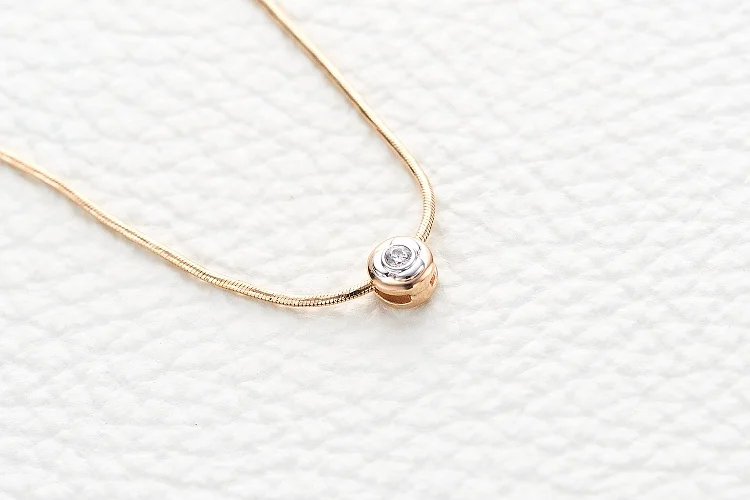 Колье Цветок из красного золота с фианитом