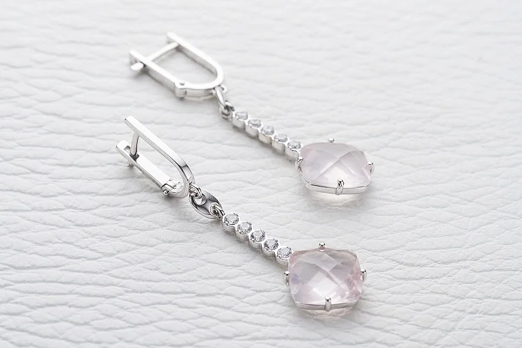 Серьги из белого золота с 2 кварцами и 10 фианитами