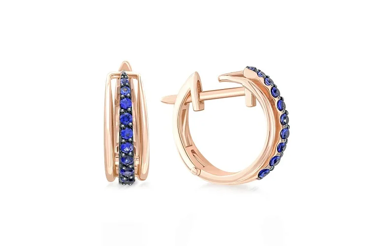 Серьги из красного золота с 18 корундами