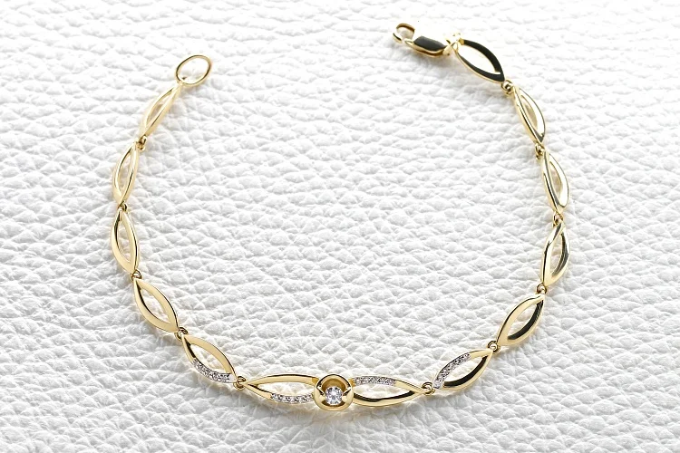 Браслет из жёлтого золота с 21 фианитами