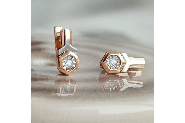 Серьги из красного золота с 2 бриллиантами