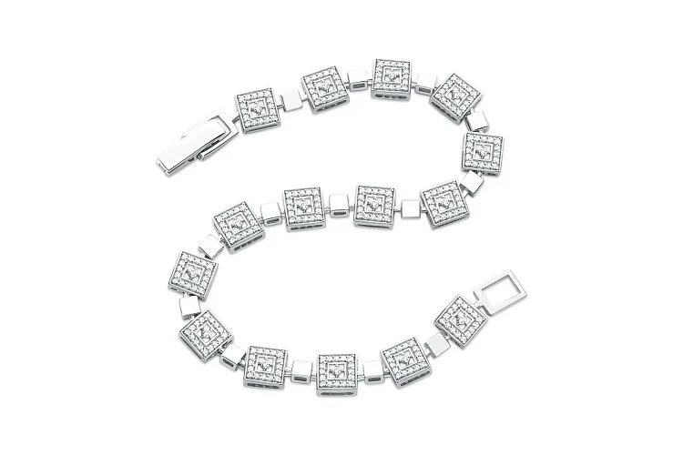 Браслет из белого золота с 357 фианитами