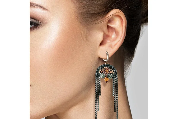 Бижутерные серьги Стразовые дорожки зеленый