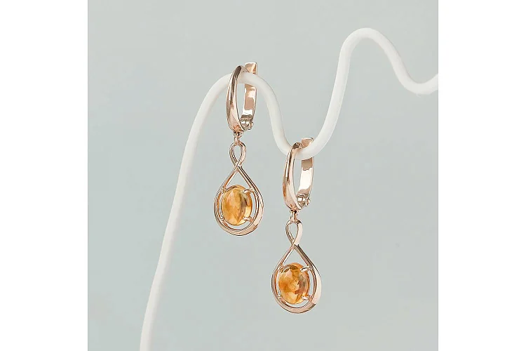 Серьги из красного золота с янтарём