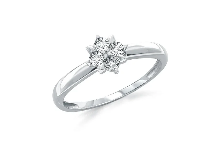 Кольцо из белого золота с 4 бриллиантами