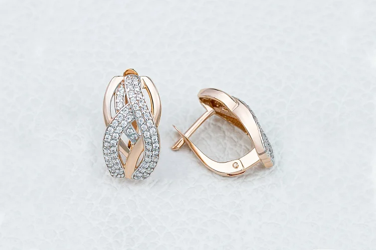 Серьги из красного золота с 112 фианитами