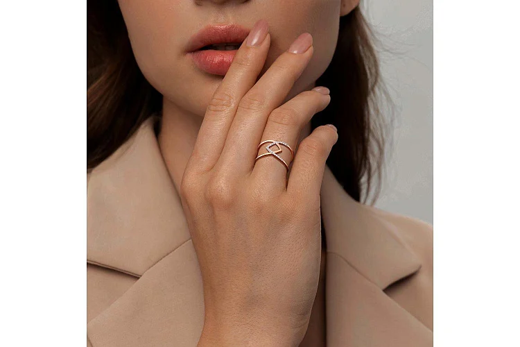 Кольцо из красного золота с 21 бриллиантами