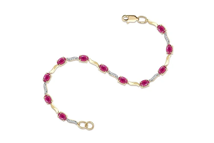 Браслет из жёлтого золота с 12 рубинами и 21 бриллиантами