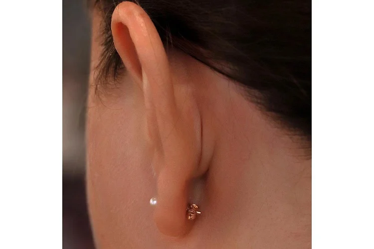 Серьги-пусеты из красного золота с 2 жемчужинами